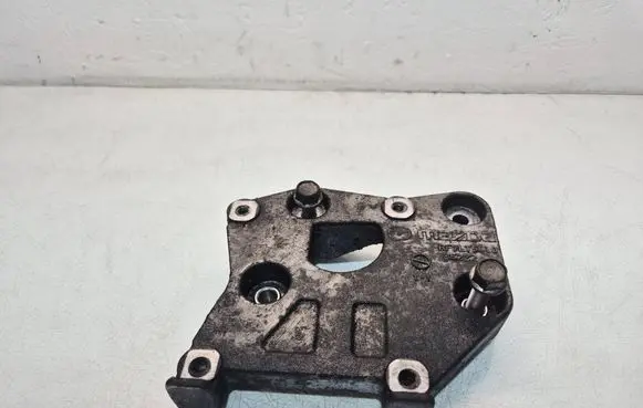 Mazda 5 Engine mounting bracket RF7L15810