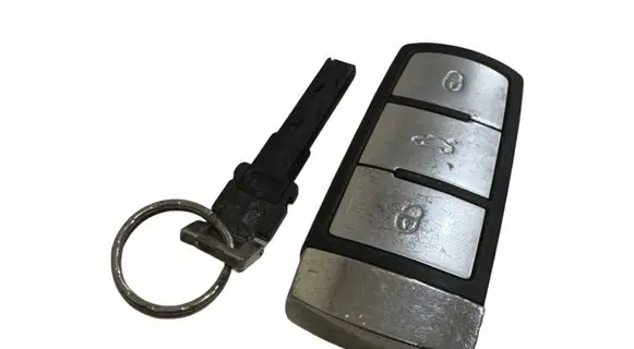 Volkswagen PASSAT B6 Ignition key/card 