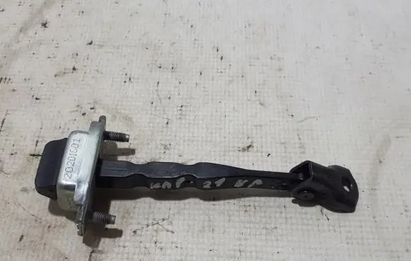 Renault Captur II Front door check strap stopper 804306473R