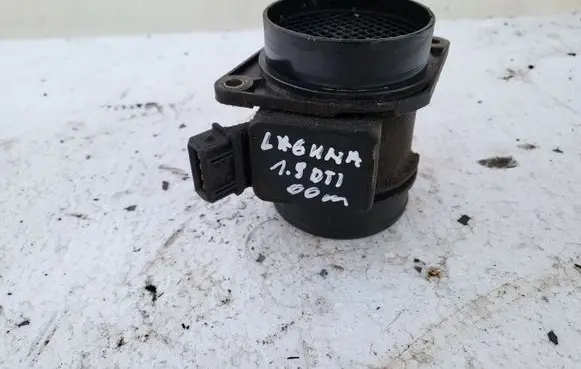 Renault Laguna I Mass air flow meter 7700105010