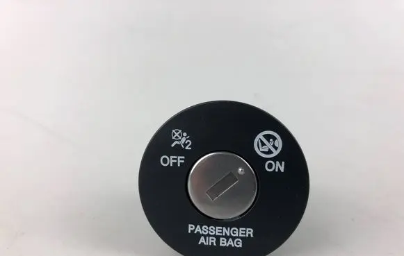 KIA Sportage Passenger airbag on/off switch 