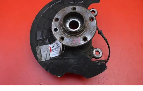 Jeep Renegade Front wheel hub spindle knuckle
