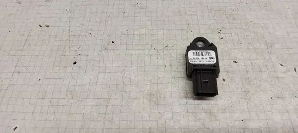 Toyota Corolla E120 E130 Airbag deployment crash/impact sensor 8983102020 006203486788