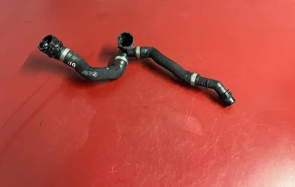 BMW X1 U11 Engine coolant pipe/hose 7952845 795284504