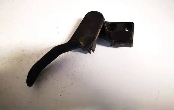 Volkswagen PASSAT B5.5 Engine bonnet (hood) release handle 3b1823533