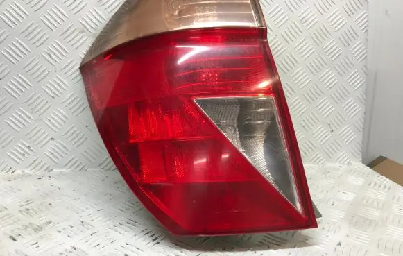 Honda FR-V Rear/tail lights