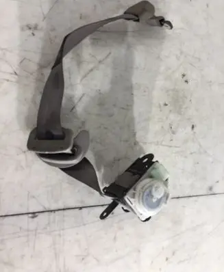 Mitsubishi Grandis Third row seat belt TKAB0N694