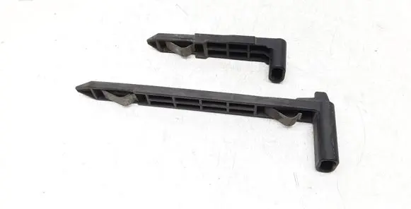Volvo XC60 Headlight/headlamp mounting bracket 30763154 30763155
