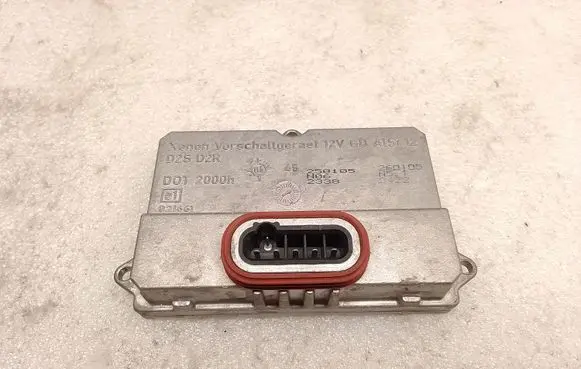Mercedes-Benz E W211 Headlight ballast module Xenon 5DV00829000