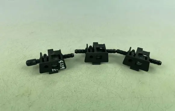 Mercedes-Benz E W213 Windshield washer spray nozzle 