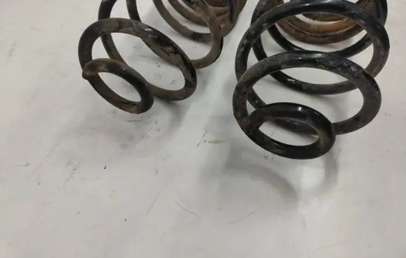 Opel Astra H Rear coil spring