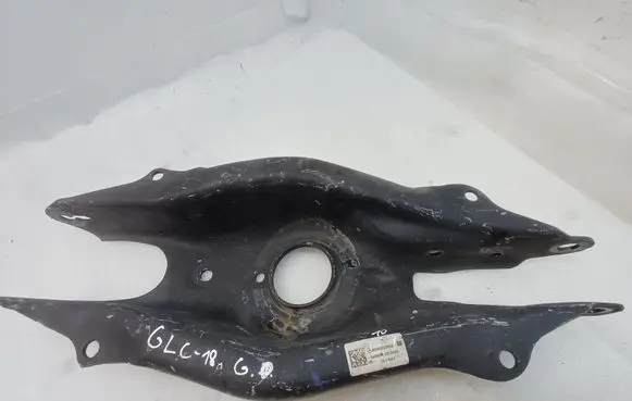 Rear upper control arm/wishbone