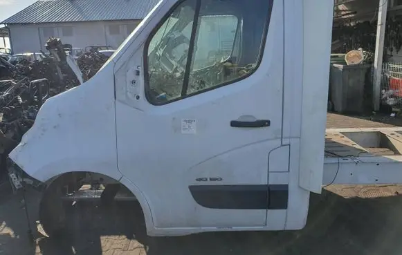 Renault Master III Front door O389