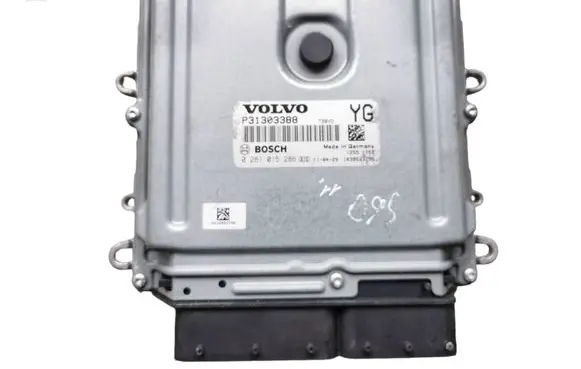 Volvo S60 Engine control unit/module P31303388 0281015286