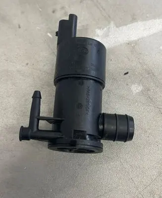 Renault Master III Windscreen/windshield washer pump 9825894180 9825893480
