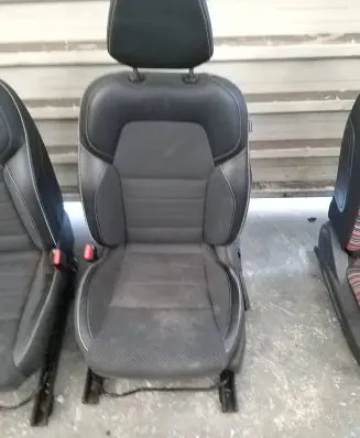 Renault Arkana Front driver seat 