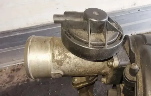 Mercedes-Benz Vaneo W414 EGR valve a6680900454