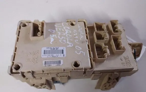 Toyota Corolla Verso AR10 Comfort/convenience module 892210F020