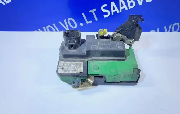 Volvo S80 Front door lock 30784977