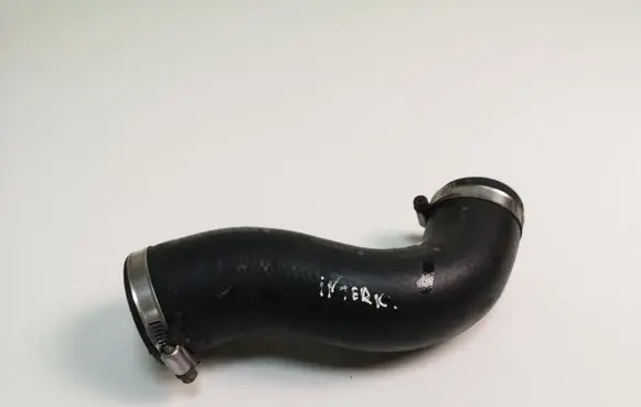 Toyota Verso Intercooler hose/pipe