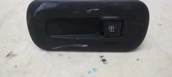 Opel Movano B Quarter vent window switch 