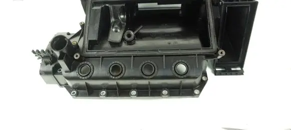 Renault Clio II Rocker cam cover 8200120140A