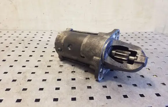 Subaru Outback Starter motor 23300AA620 M002T89071