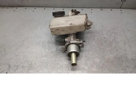 Peugeot 206 CC Master brake cylinder 