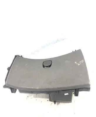 Alfa Romeo 159 Glove box