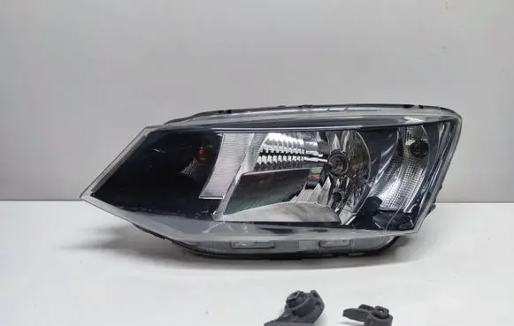 Skoda Fabia Mk3 (NJ) Headlight/headlamp 6V1941015C