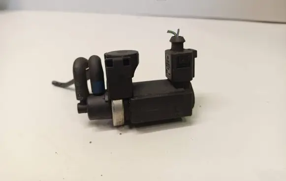 Audi A6 S6 C6 4F Turbo solenoid valve 059906628A