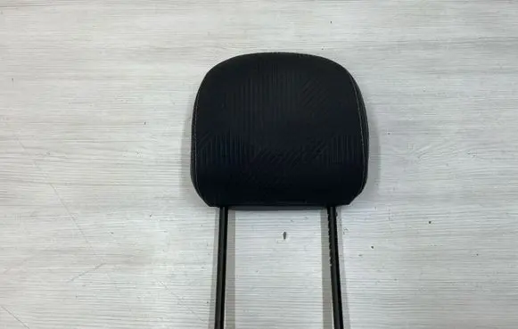 Renault Trafic III (X82) Front seat headrest 864000417R