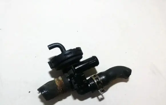 Saab 9-5 Coolant heater control valve 90457649 90457666