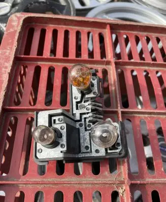 Opel Omega B1 Tail light bulb cover holder 5033 GM5033