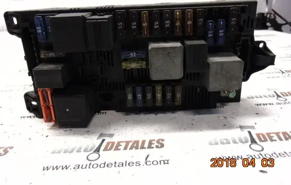 Mercedes-Benz E W211 SAM control unit A2115457301