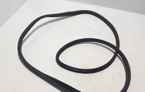 KIA Xceed Front door rubber seal 82120J7000