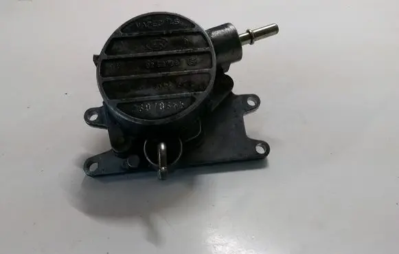 Opel Zafira A Vacuum pump 0252738 24465382