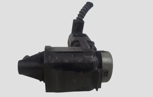Skoda Superb B6 (3T) Turbo solenoid valve 1K0906283A