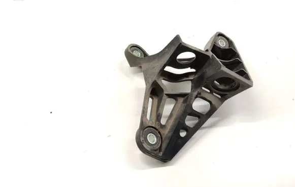 Volkswagen Jetta VI Other exterior part 1k0711739l