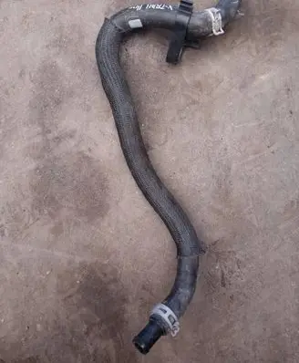 Nissan X-Trail T32 Coolant pipe/hose
