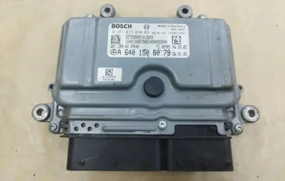 Mercedes-Benz A W169 Engine control unit/module A6401508079 1039S14055 0281013030