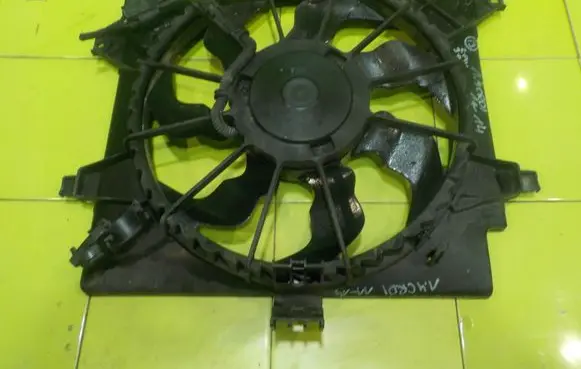 Hyundai i30 Fan set 13AB37