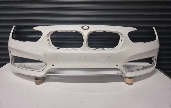 BMW 1 F20 F21 Front bumper 7371736