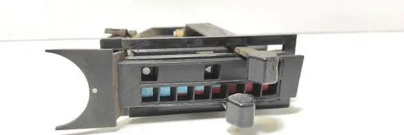 Ford Escort Climate control unit 81AG18K309