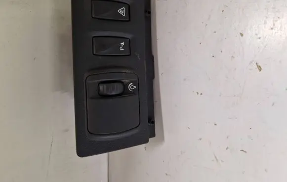 Renault Laguna III Light switch 251630001R