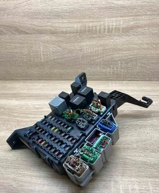 Ford Mondeo Mk III Fuse box set 1S7T14A073AF