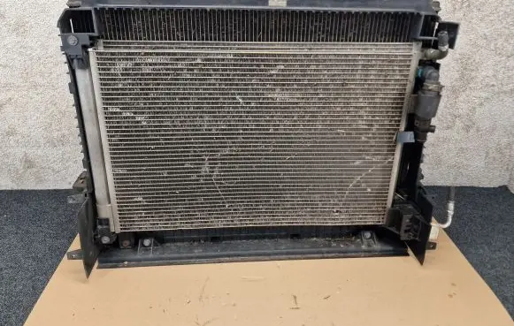 Jaguar F-Pace Radiator set GX7319710BC HK838005DB HK838C607AF