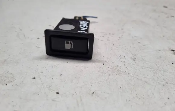 Toyota Avensis T250 Fuel tank opening switch 156795
