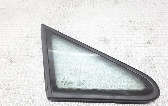 Volkswagen Sharan Front triangle window/glass 