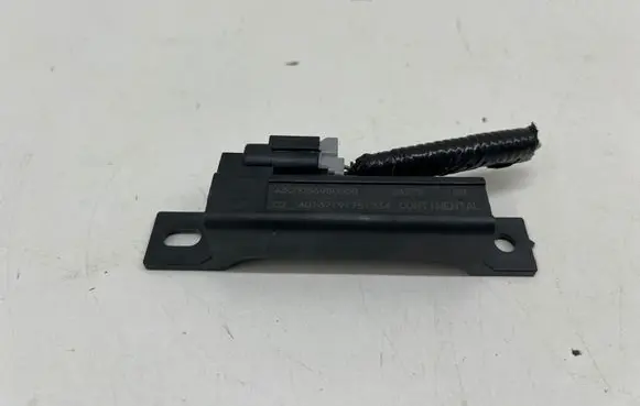 Nissan X-Trail T33 Aerial antenna amplifier A3C0086980000 A0137191751334